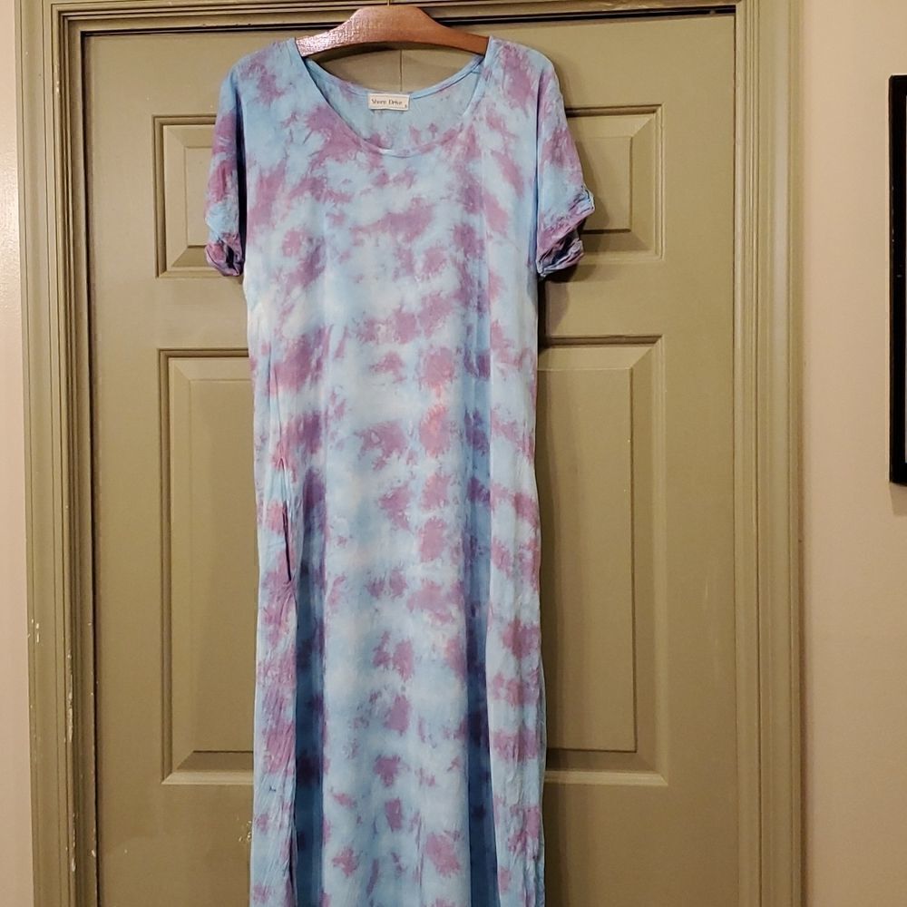 Shore Drive tie dye short sleeve maxi dress
